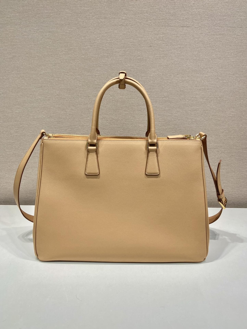 Pra*a top handle bags